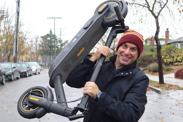 Segway Ninebot Max Folding Electric Scooter