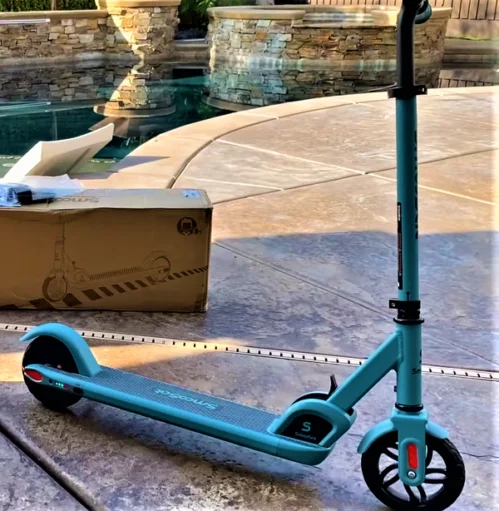 Smoosat E9 (10 mph) Foldable Electric Scooter